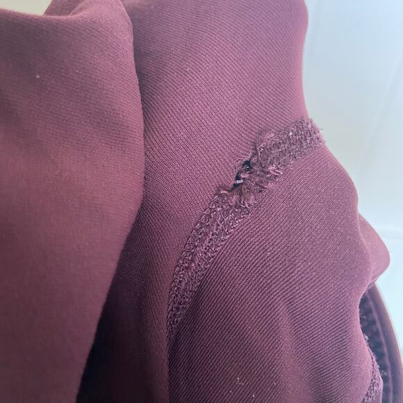 Lululemon Cassis Berry Wine Leggings Crops Size 4 - Picture 5 of 7